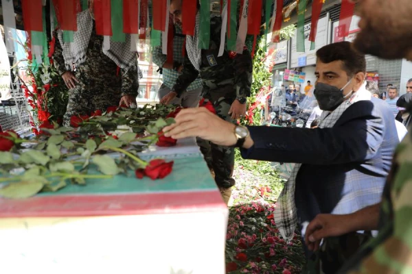 مراسم تشییع و تدفین شهید خوشنام گمنام در مرکز شهید شرافت 41