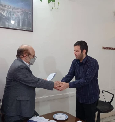 اهدای ابلاغ رسمی اعضای منتخب شورای صنفی دانشجویی پردیس شهید مفتح شهرری 6