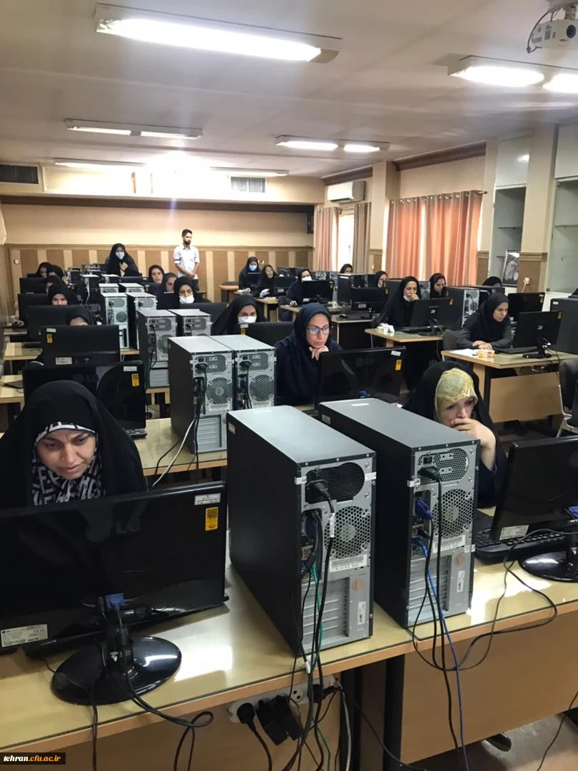 آزمون حضوری، الکترونیکی مهارت آموزان در پردیس ها و مراکز استان تهران برگزار شد 33