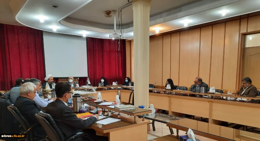 جلسه شورای مدیریت استان تهران برگزار شد. 3