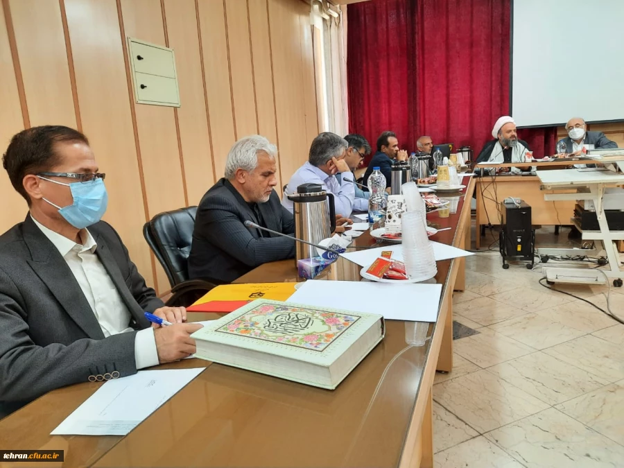 جلسه شورای مدیریت استان تهران برگزار شد. 6