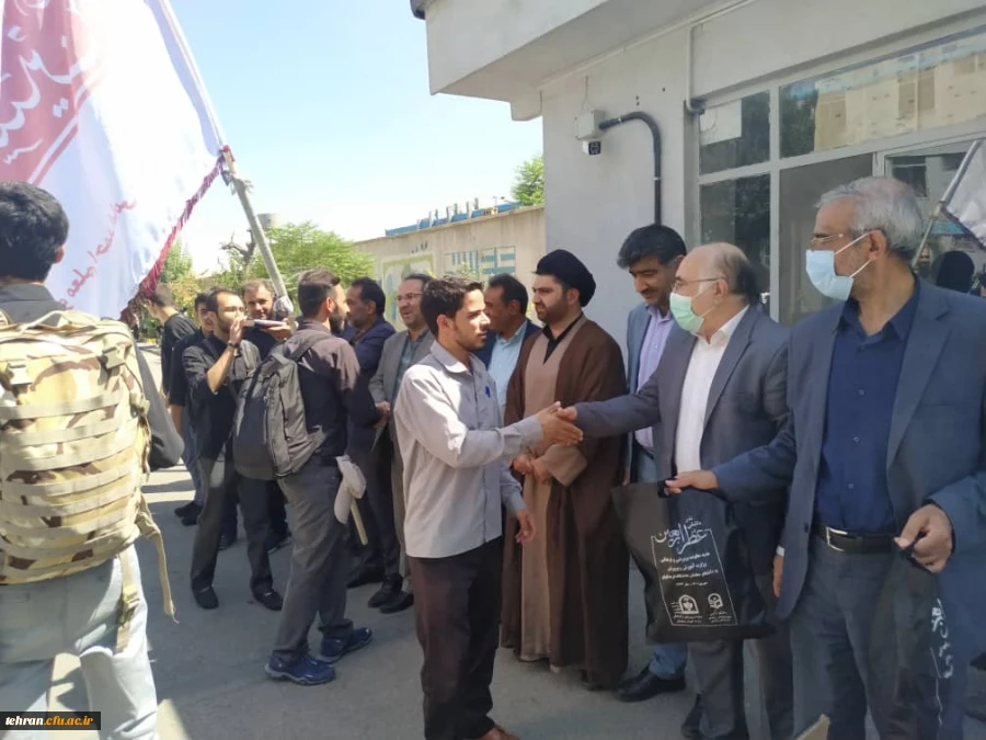 اعزام اولین کاروان دانشجویی دانشگاه فرهنگیان استان تهران به مراسم پیاده روی اربعین 2