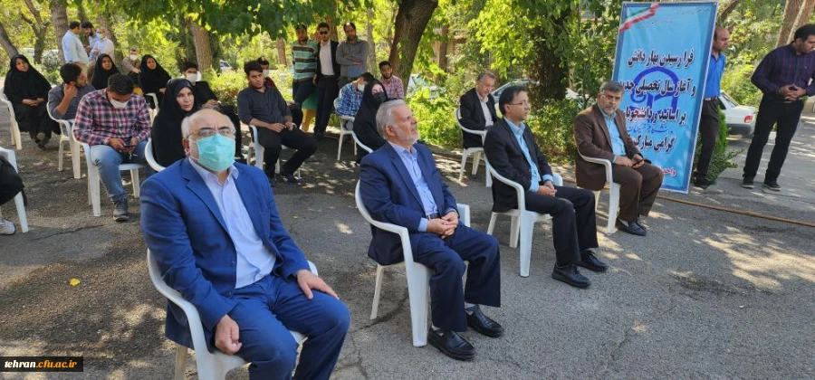 مراسم استقبال از دانشجومعلمان مرکز شهدای مکه با حضور دکتر بلاغی برگزار شد. 2