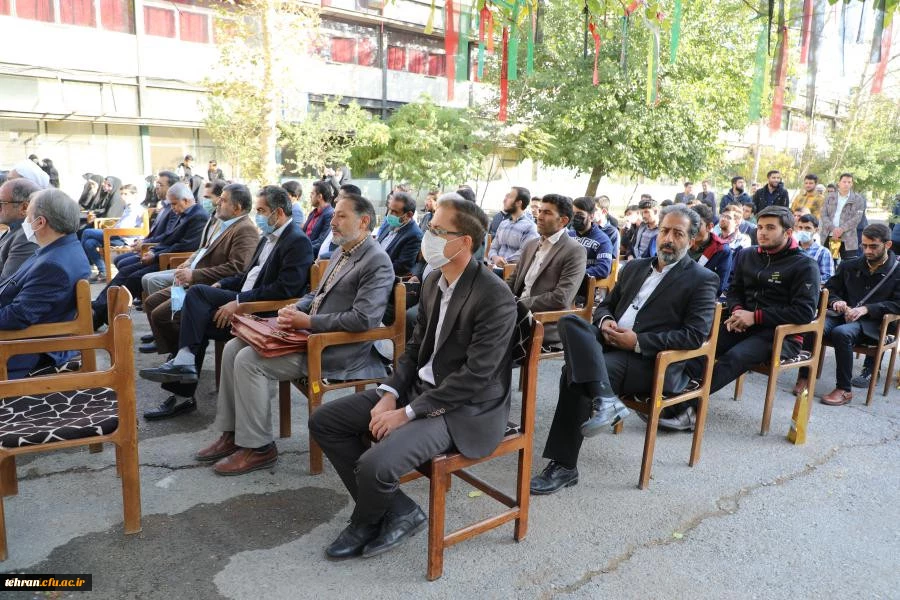 سیزده آبان روز بزرگداشت مقام بصیرت است. 4