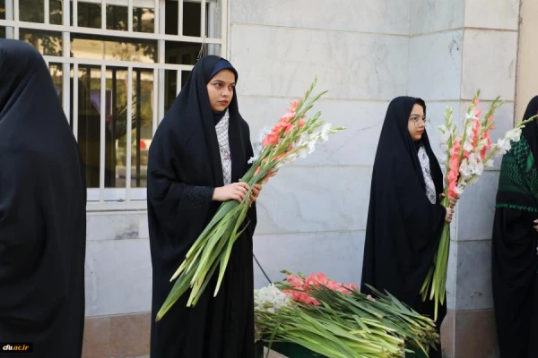 سیزده آبان روز بزرگداشت مقام بصیرت است. 8