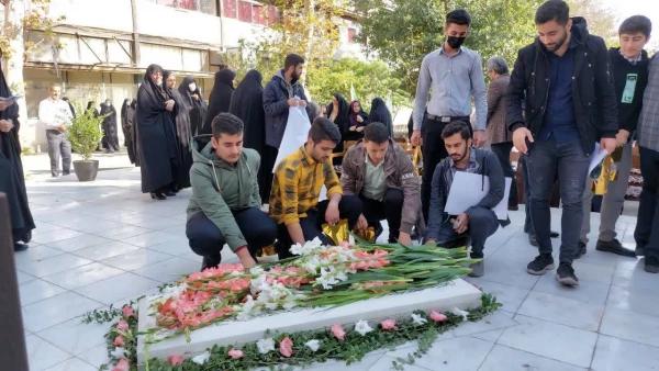 سیزده آبان روز بزرگداشت مقام بصیرت است. 13