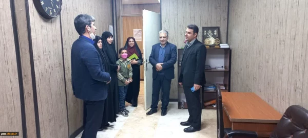 بازدید سرپرست محترم مدیریت امور پردیس های استان تهران از پردیس زینبیه
 3