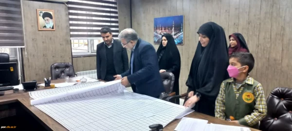 بازدید سرپرست محترم مدیریت امور پردیس های استان تهران از پردیس زینبیه
 4