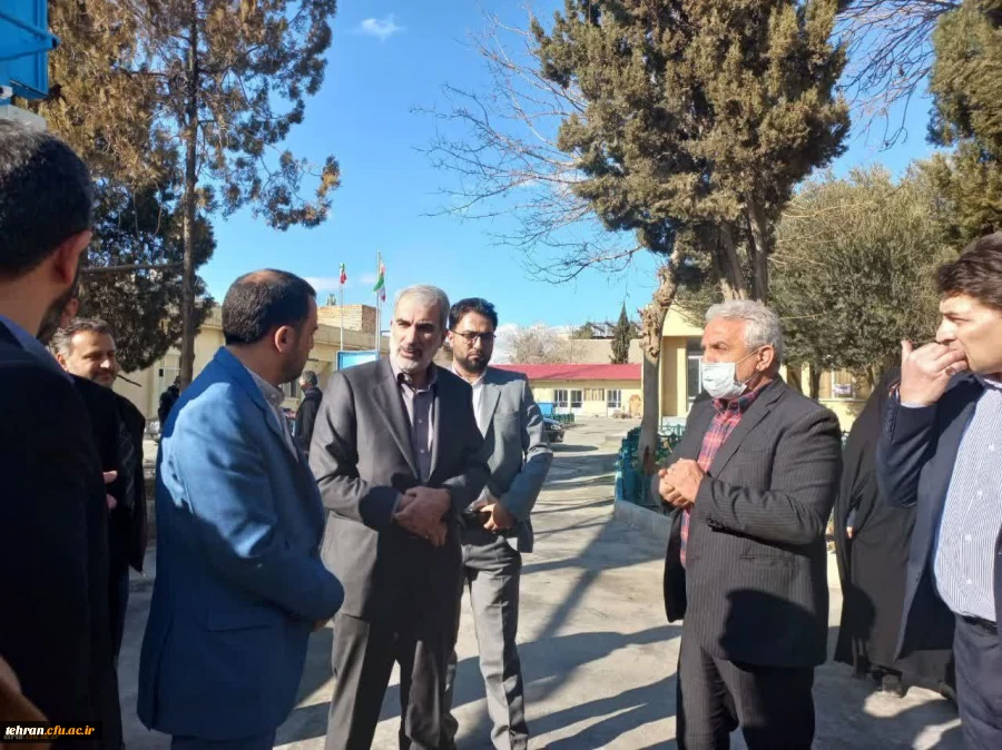 
حضور وزیر محترم آموزش و پرورش جناب آقای دکتر نوری و هیئت همراه در مرکز عترت
 2