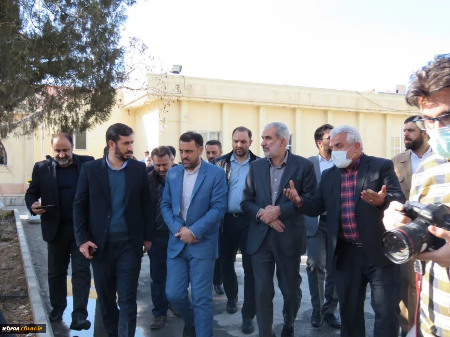 
حضور وزیر محترم آموزش و پرورش جناب آقای دکتر نوری و هیئت همراه در مرکز عترت
 3