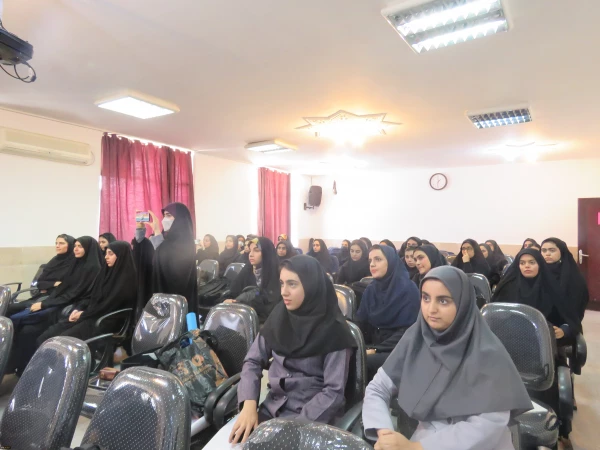 برگزاری دهمین جشنواره الگوهای تدریس برتر در مرکز عترت واوان 4