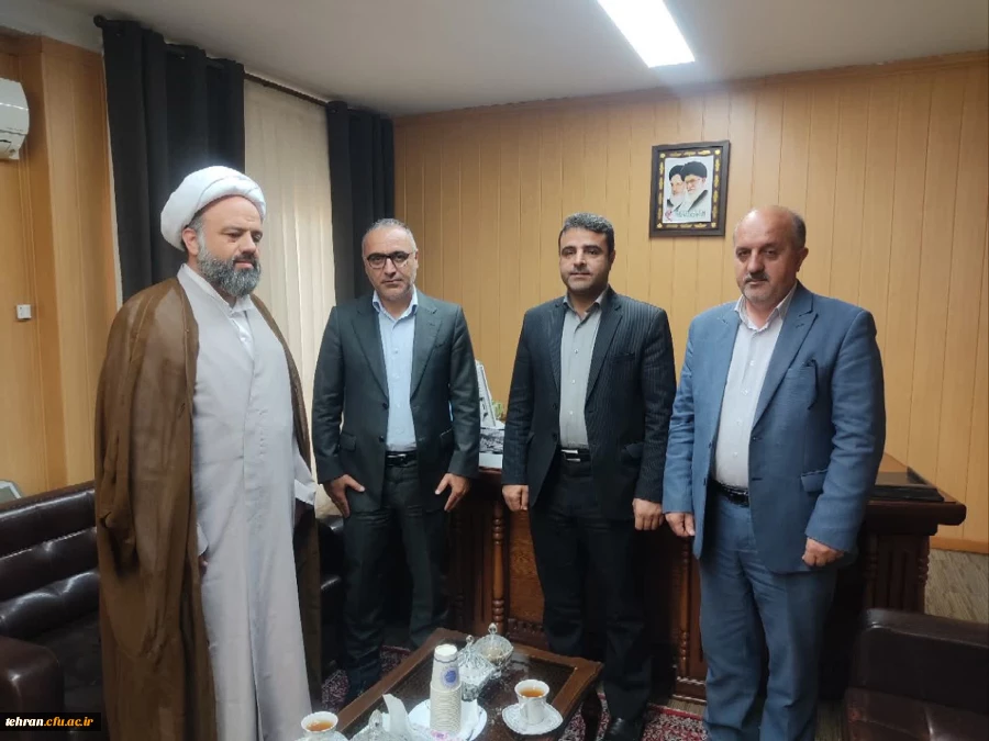 نشست رییس سازمان مدیریت و برنامه ریزی استان تهران با سرپرست امور پردیس های استان تهران 2