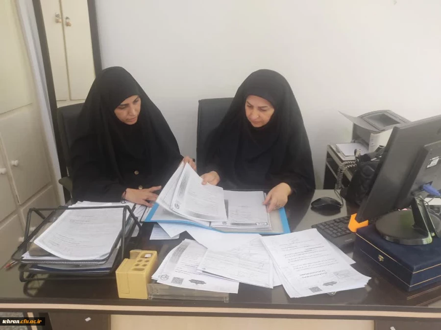 حضور و بازدید ناظر فعالیت های فرهنگی دانشگاه فرهنگیان در مراکز و پردیس های استان تهران
 5