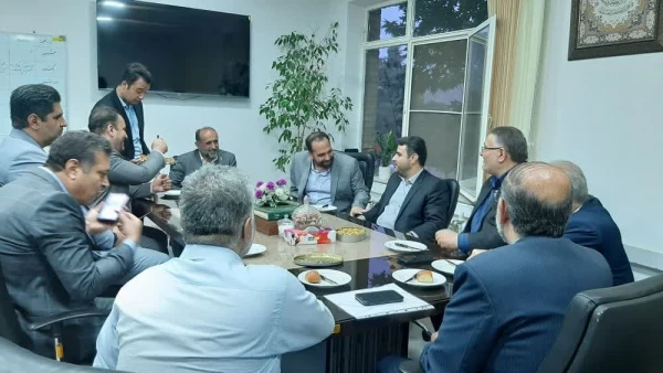 دیدار سرپرست مدیریت امور پردیس های استان تهران با اعضای شورای شهر تهران و شهردار منطقه چهار تهران 3