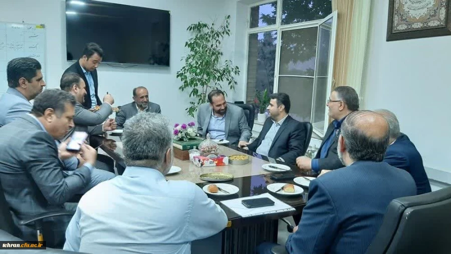 دیدار سرپرست مدیریت امور پردیس های استان تهران با اعضای شورای شهر تهران و شهردار منطقه چهار تهران 3