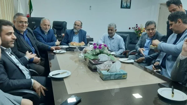 دیدار سرپرست مدیریت امور پردیس های استان تهران با اعضای شورای شهر تهران و شهردار منطقه چهار تهران 4