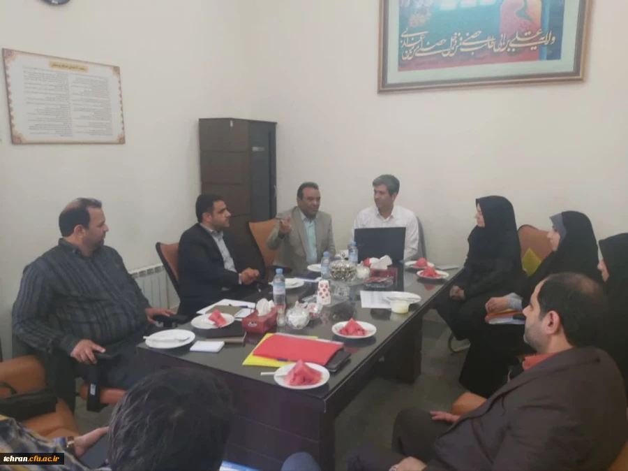  اولین نشست تخصصی کارشناس مسؤولان آموزشی پردیس ها و مراکز استان تهران. 2