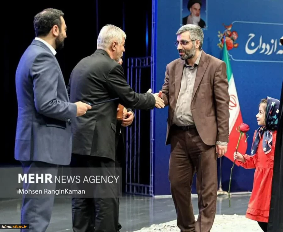 انتخاب آقای دکتر حامد بخشی (استاد محترم پردیس شهید مفتح) به عنوان مشاور خانواده و محقق برتر علمی کشور از سوی وزیر ورزش و جوانان 2