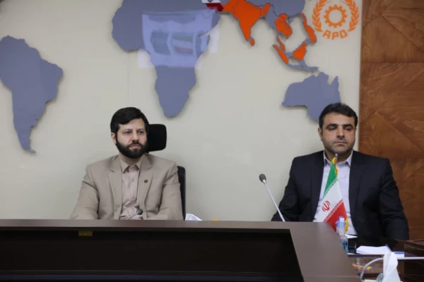 نشست علمی سرپرست مدیریت امور پردیس های استان تهران با دکتر پیشوائی، رئیس سازمان ملی بهره وری ایران 2