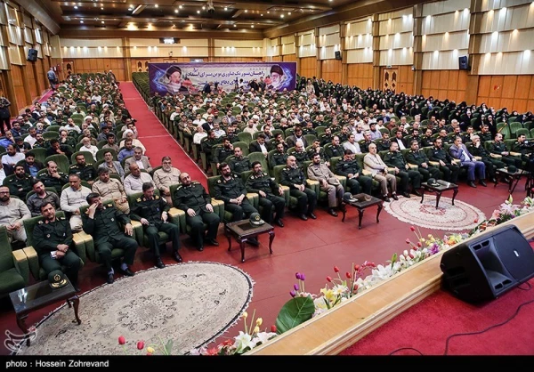 در همایش کشوری تجلیل از متصدیان و راهیان نور، تحت عنوان «تجلی اخلاص» از دکتر اسماعیل اولی، مدیریت امور پردیس های استان تهران  دانشگاه فرهنگیان  تقدیر شد. 2