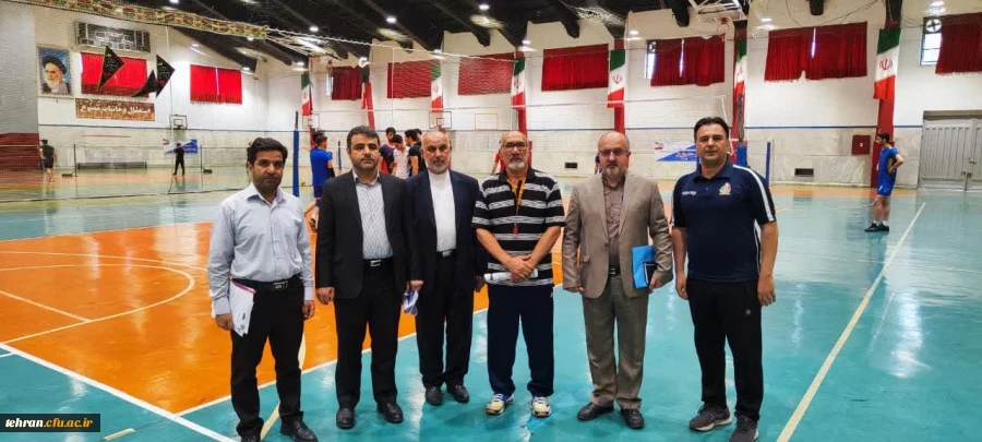 بازدید جناب آقای دکتر اولی سرپرست پردیس های استان تهران به همراه آقای دکتر یزدانی معاونت توسعه ونیروی انسانی   3