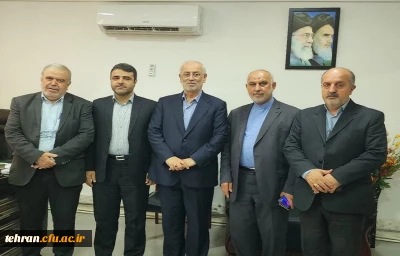 حضور  رئیس کمیسیون  صنایع و معادن مجلس

حضور اقای اکبری تالار پشتی رئیس کمیسیون  صنایع و معادن مجلس در مدیریت امور پردیس های استان تهران 