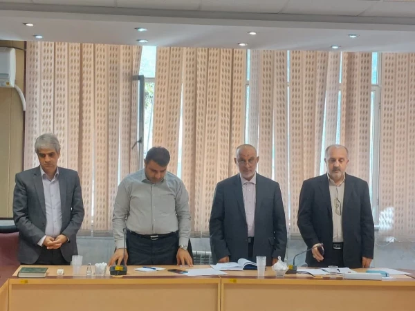 نشست تخصصی روسای ادارات  وحوزه های ستادی با رییس و معاونین مدیریت امور پردیس های استان تهران 3