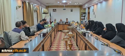 نشست صمیمی

برگزاری نشست صمیمی سرپرست مدیریت امور پردیس های استان تهران و معاونین با کارکنان شریف مرکز آموزش عالی عترت واوان