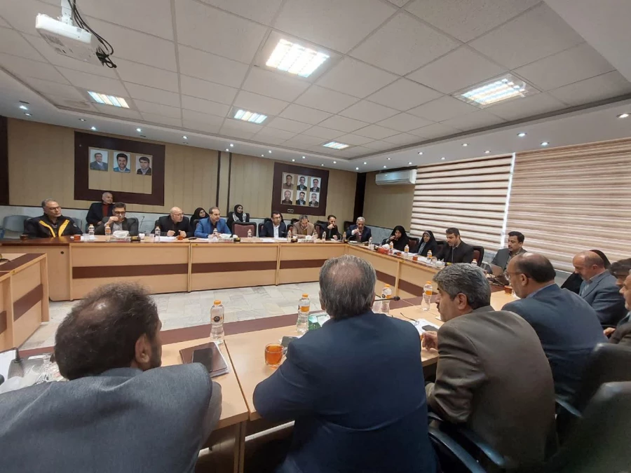 نشست توجیهی مدیرکل منابع انسانی با سرپرستان پردیس ها ومراکز آموزشی استان تهران