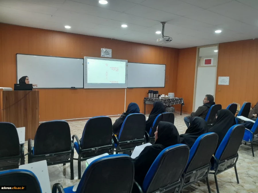 برگزاری دوره تخصصی کتابداران استان های تهران و البرز در مرکز آموزش عالی شهید بهشتی تهران 
 2