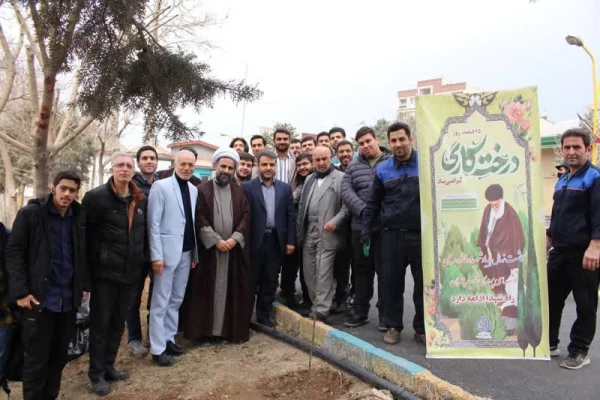 مراسم روز درختکاری به یاد دانشجومعلم شهیده فائزه رحیمی و شهدای دانشجومعلم مرکز تربیت معلم شهید چمران 3