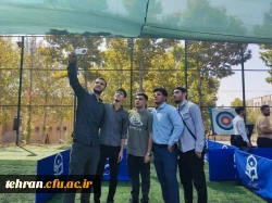 مسابقات تیر اندازی در حال برگزاری.