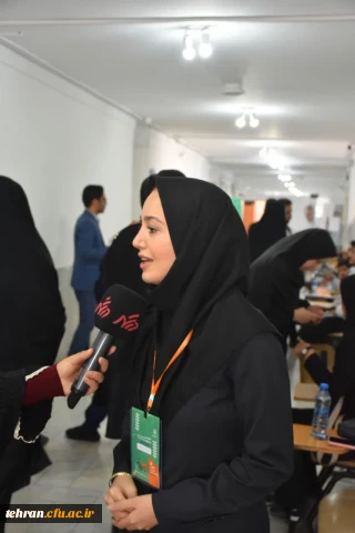 یازدهمین جشنواره کشوری تدریس برتر؛

گفتگوی مریم حسین زاده؛ شرکت کننده رشته آموزش ابتدایی در یازدهمین جشنواره تخصصی تدریس برتر در مرحله کشوری با عوامل برنامه درشهر شبکه تهران سیما