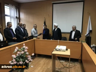 با حکم سرپرست دانشگاه فرهنگیان استان تهران:

وحید نقدی سرپرست مرکزآموزش عالی شهدای مکه شد