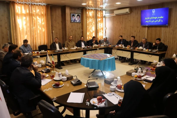 جلسه هم اندیشی اساتید و اعضای هیئت علمی مرکزآموزش عالی شهید بهشتی 6
