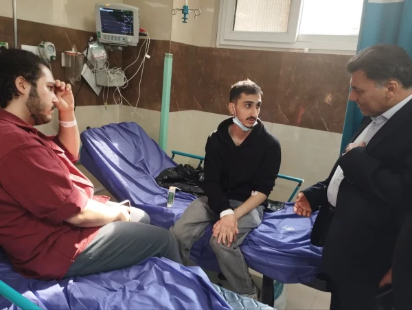 در حال حاضر حال عمومی تمامی دانشجویان مساعد است

 2