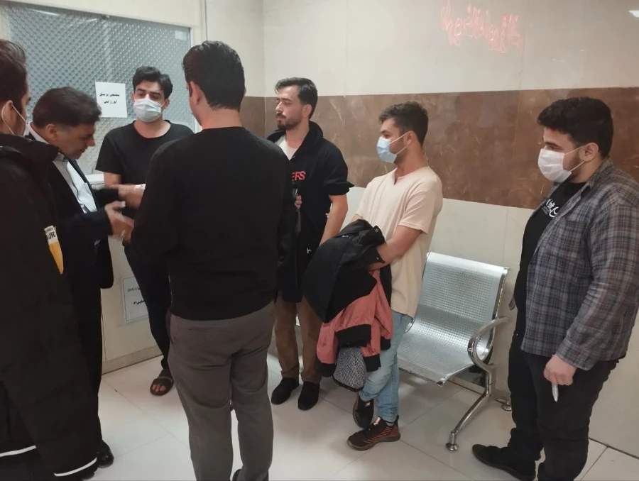 در حال حاضر حال عمومی تمامی دانشجویان مساعد است

 3