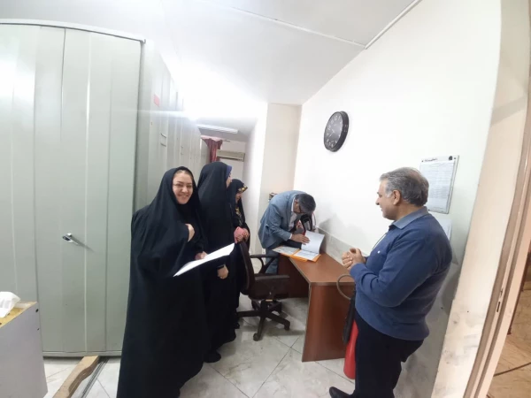 بازدید از پردیس زینبیه پیشوا با رویکرد «مسئله محور»

 3