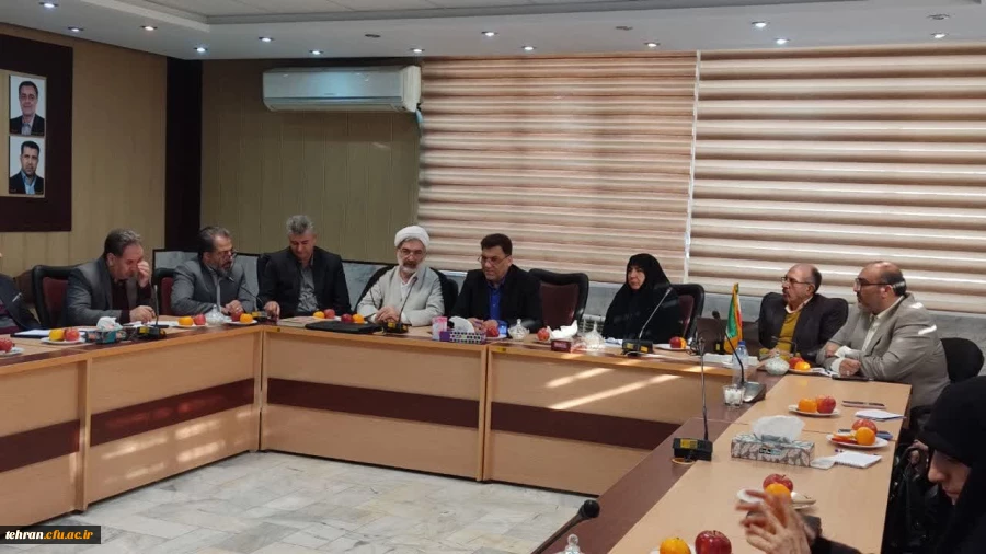 روسای مراکز و پردیس ها با کارکنان و اعضای هیئت علمی خود جلسات «مسئله محور» برگزار کنند 2