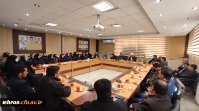 دکتر محمدی در جلسه مشترک  شورای اداری استان و پردیس شهید چمران تاکید کرد:

لزوم همکاری بین قسمت های مختلف با هدف بهبود شرایط موجود برای همکاران، اساتید و دانشجو معلمان