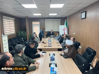 دکتر محمدی در جلسه هم اندیشی با شورای شهر کیلان

انتقال تجارب و حمایت های مادی و معنوی باید باعث هم افزایی میان دانشگاه و شهرستان دماوند شود

