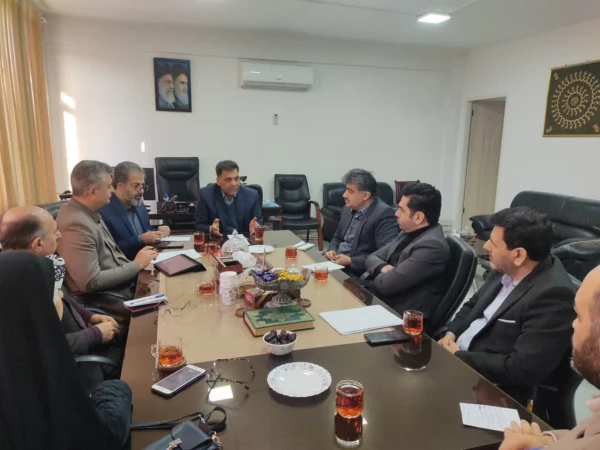   سیاست گذاری جذب و نظارت برهزینه ها و تعیین اولویت های هزینه ای، از مهمترین تصمیمات مالی پیش روی ما است. 2