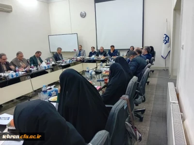 دکتر محمدی در جلسه مشترک شورای مدیران استان با معاونت توسعه منابع دانشگاه فرهنگیان

سیاست گذاری مسائل مالی استان، باید در راستای تسهیل گری و حمایت از دانشجویان باشد