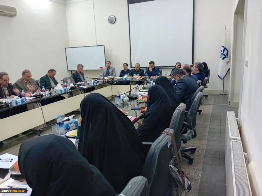 سیاست گذاری مسائل مالی استان، باید در راستای تسهیل گری و حمایت از دانشجویان باشد 2