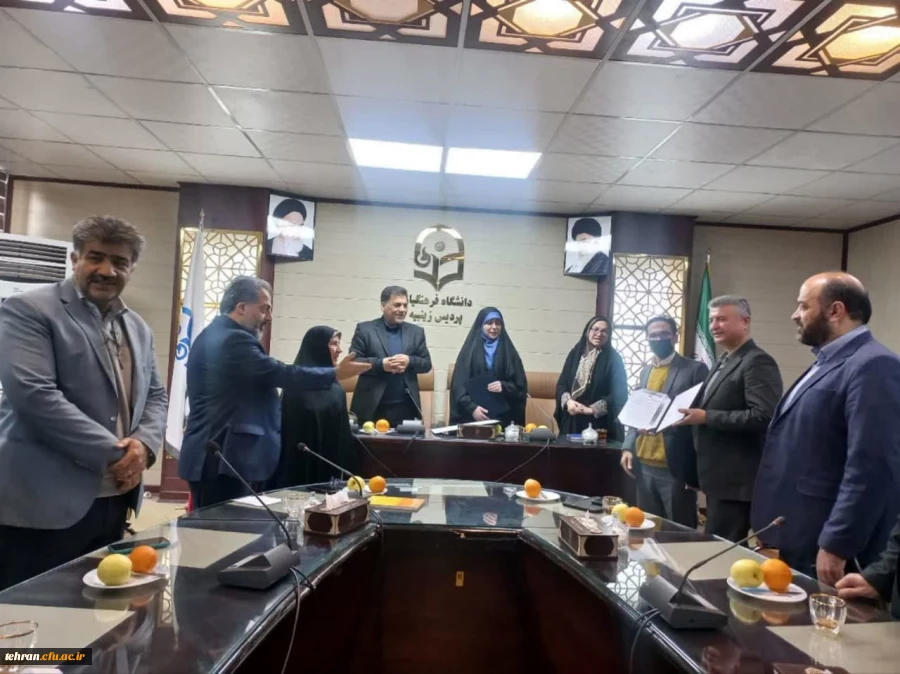 دکتر علیرضا صادقی نیا سرپرست معاونت آموزشی، پژوهشی و فرهنگی پردیس زینبیه شد. 2