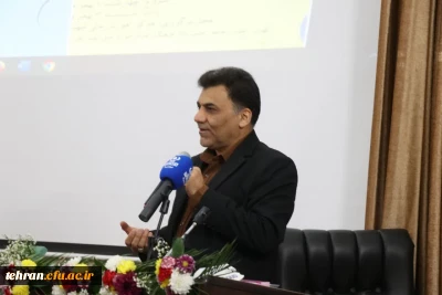 دکتر علی محمدی رئیس دانشگاه فرهنگیان استان تهران، در مراسم اختتامیه اولین دوره توانمندسازی دبیران کانون های هنرهای نمایشی و دبیران انجمن علمی مشاوره سراسر کشور:

هنرهای نمایشی برای معلم یک ضرورت است 