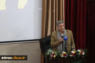  ناصر آویژه، بازیگر و کارگردان در مراسم اختتامیه اولین دوره توانمندسازی دبیران کانون های هنرهای نمایشی و دبیران انجمن علمی مشاوره سراسر کشور :

معلمان باید با بهره گیری از هنر، آموزش را جذاب و مؤثر کنند
