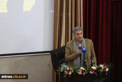  ناصر آویژه، بازیگر و کارگردان در مراسم اختتامیه اولین دوره توانمندسازی دبیران کانون های هنرهای نمایشی و دبیران انجمن علمی مشاوره سراسر کشور :

معلمان باید با بهره گیری از هنر، آموزش را جذاب و مؤثر کنند
