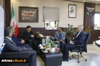 دیدار مشترک رئیس دانشگاه فرهنگیان ومدیر کل آموزش وپرورش شهرستان های تهران:

بخش اماکن وفضا در حوزه های جنوب وغرب تهران نیازمند فضای مناسب آموزشی وخوابگاهی است       