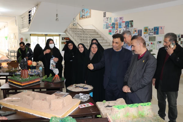 نمایشگاه دست سازه های بوم شناسی و زمین شناسی 2